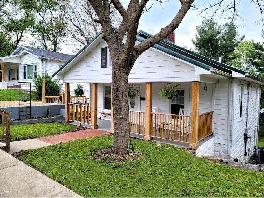 Apple Hill Bungalow, Family And Pet Friendly! Bristol Exterior photo